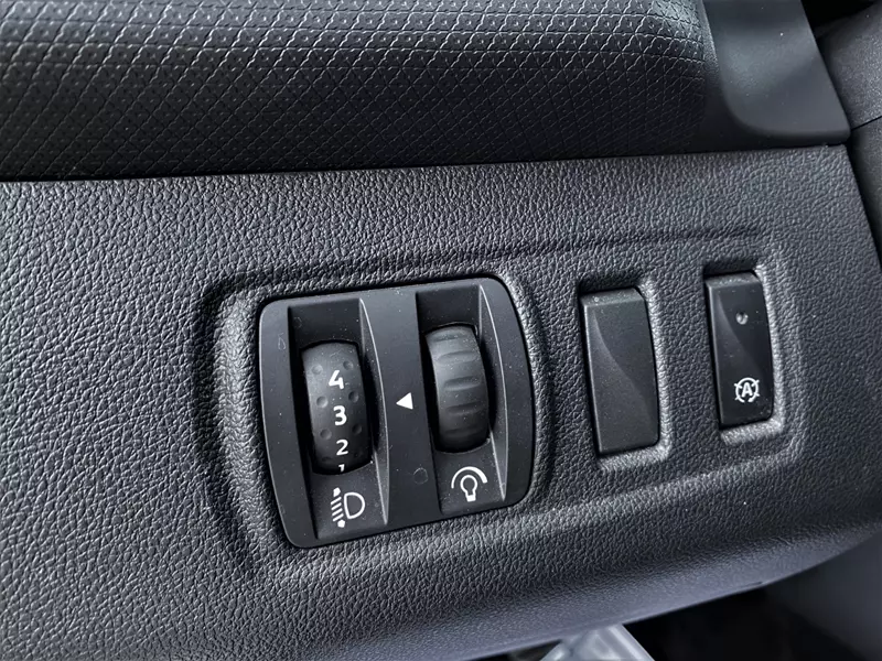 Renault Clio Business Energy TCe 75cv 18 75 CV Manual